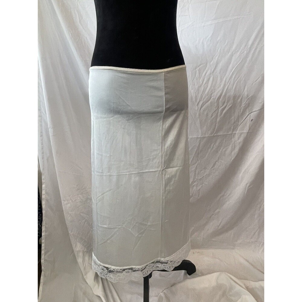 VINTAGE SLIPERFECTION OFF WHITE NYLON & LACE EMBROIDERED HALF SLIP SKIRT MEDIUM